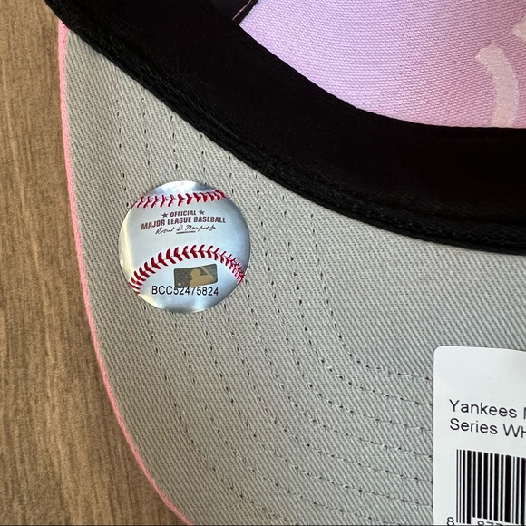 brand new Yankee  MLB pink series MVP White NY Rose - Picture 7 of 8